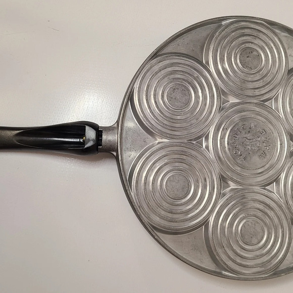 Nordic Ware Snowflake Pancake Pan‎ - Picture 5 of 7